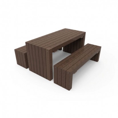Table pique-nique en recyclé
