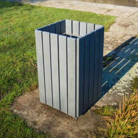Poubelle de ville en plastique recyclé carrée sans couvercle