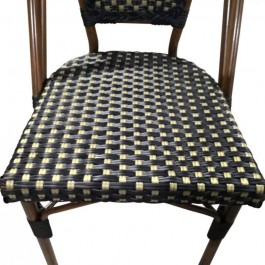Assise de chaise bistrot en rotin synthétique noir et or