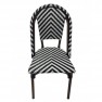 chaise de café en rotin synthétique motif chevrons noir et blanc