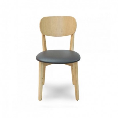 Chaise de restaurant avec assise vinyle noir et dos et piètement en hêtre verni naturel