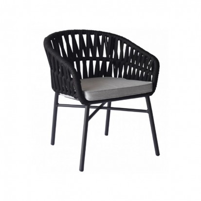 fauteuil pour terrasse de restaurant en cordage noir