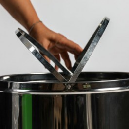 poubelle intérieur tri sélectif avec porte sac inox intégré