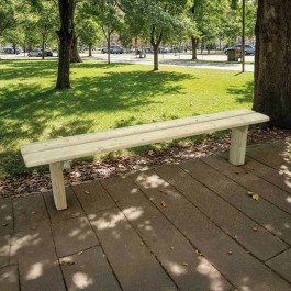 Banquette urbaine en bois dans un parc