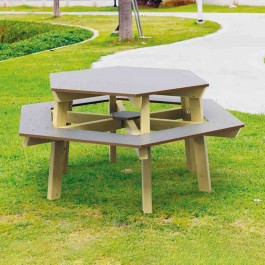 table picnic bois enfant en extérieur