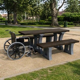 Table pmr en plastique recyclé
