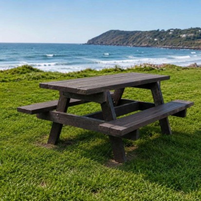 Table picnic en plastique recyclé