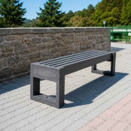 Banquette urbaine en plastique recyclé