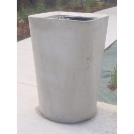 Corbeille carrée en béton EGIO 100l.