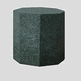 Borne de ville hexagonale en béton SOST