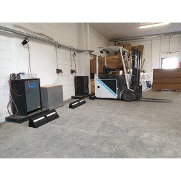 Butée de parking pour camion en caoutchouc avec fixations