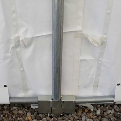 Tente de réception Plein Air (3x8m) 24m² - blanc - avec registre de sécurité. Pignon largeur 3m.
