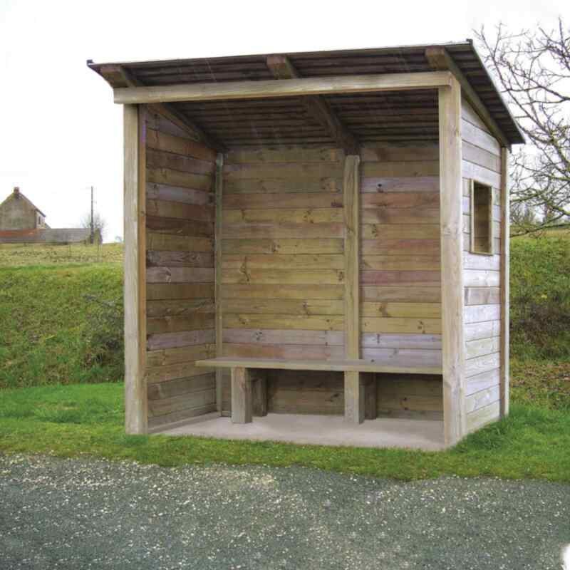 Abribus en bois avec fenêtre vitrée