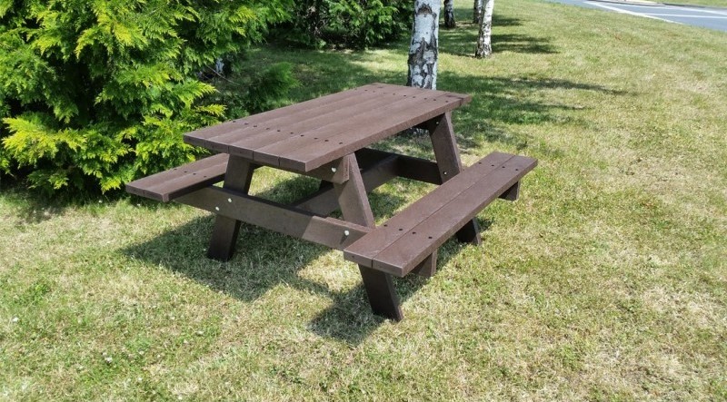 Table pique nique collectivités : un lieu de convivialité en plein air