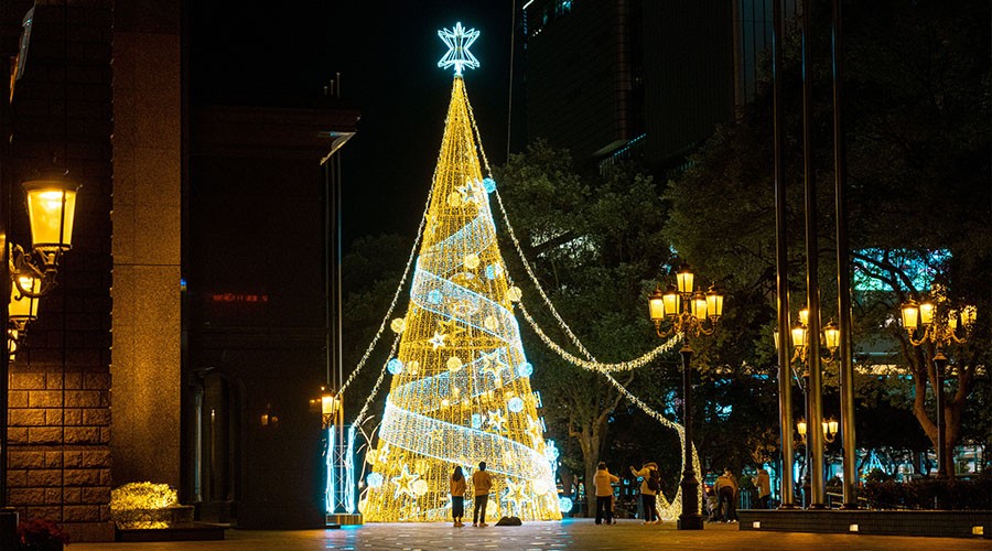 Décorations de Noël dans les villes : comment créer une ambiance festive ?