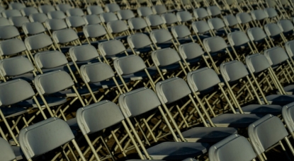 Comment équiper une salle polyvalente ou une salle des fêtes